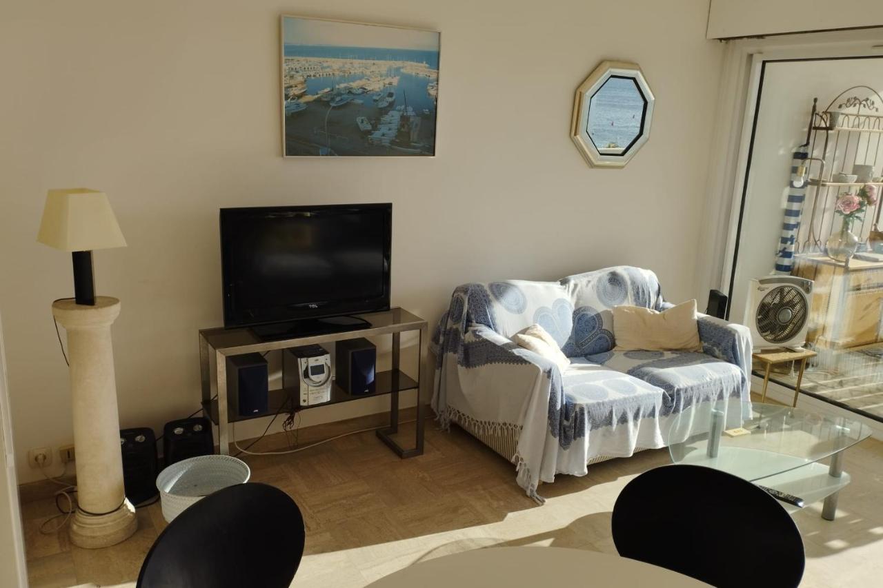 Beautiful 2 Bedrooms Apartment In A Private Residence With Sea View カンヌ エクステリア 写真